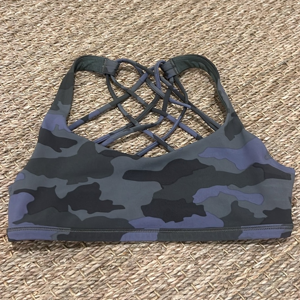 Lululemon Free To Be sz 4 camo sports bra.  Worn but good condition.